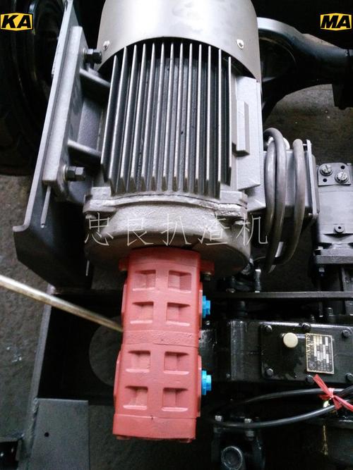 液压 油泵:选用cbjg系列高压齿轮泵,工作压力可达20mpa且抗污能力强的